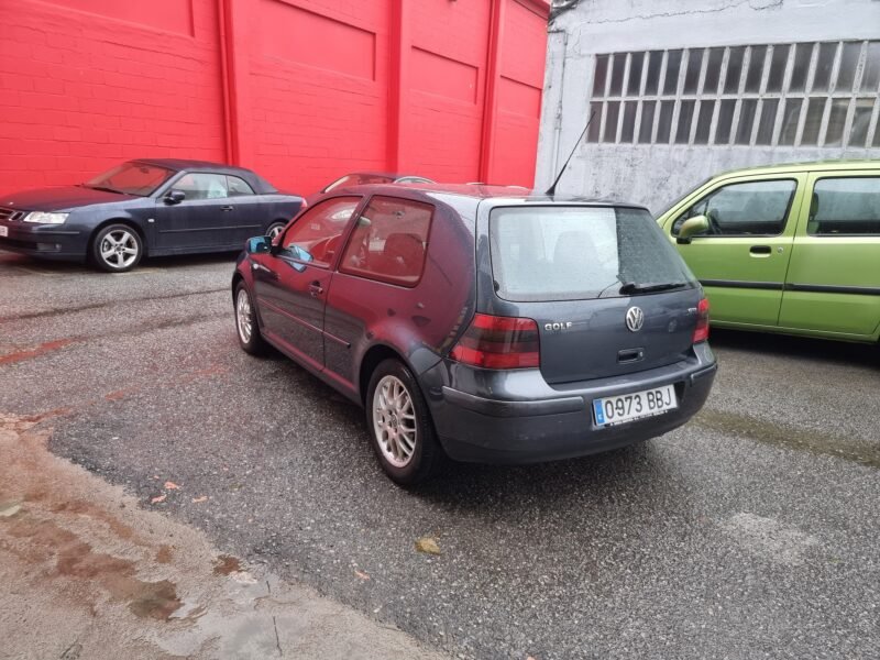 VOLKSWAGEN Golf IV 1.8 t-hitline