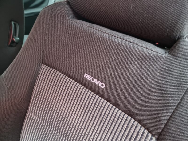 VOLKSWAGEN Golf IV 1.8 t-hitline