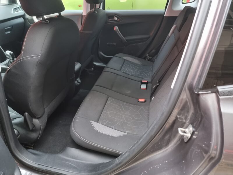 PEUGEOT 2008 1.6 hdi style