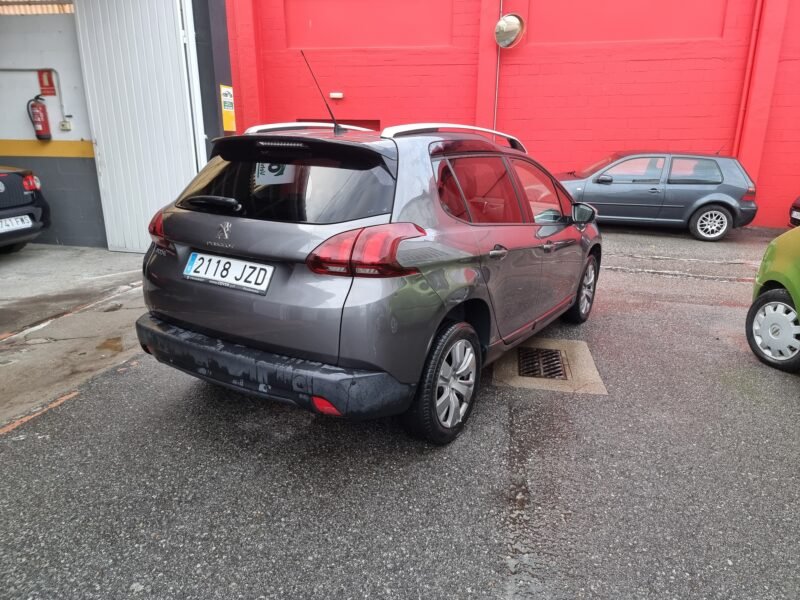 PEUGEOT 2008 1.6 hdi style