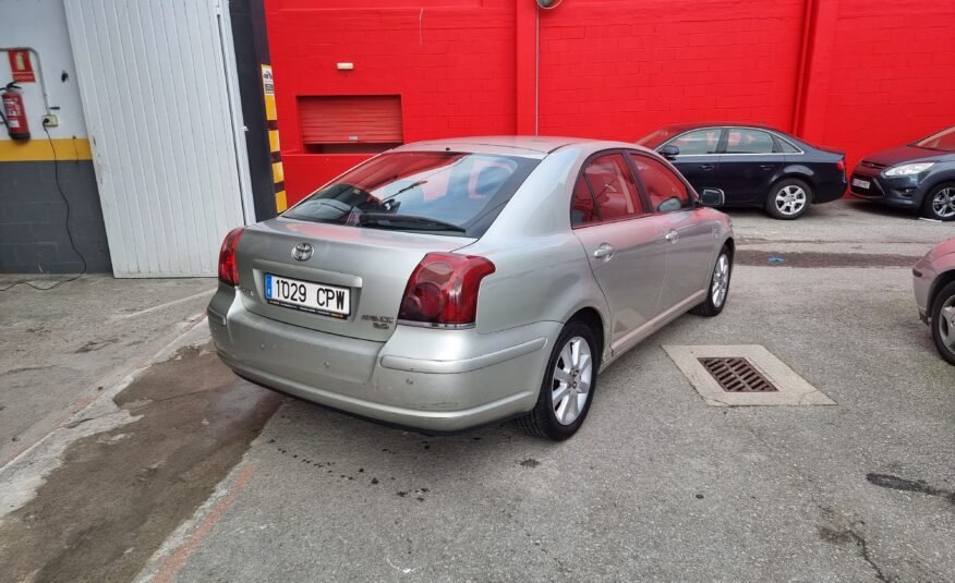 TOYOTA Avensis 2.0D