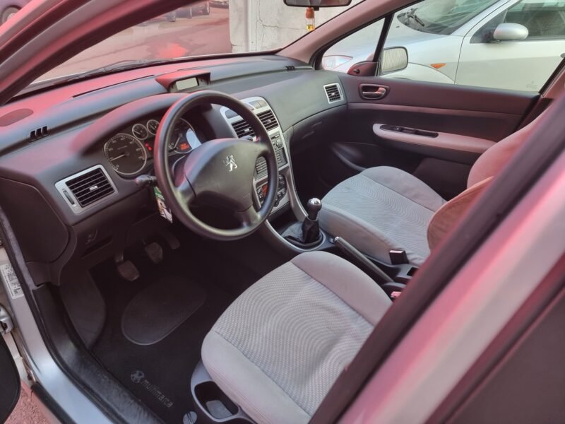 PEUGEOT 307 1.4 16v