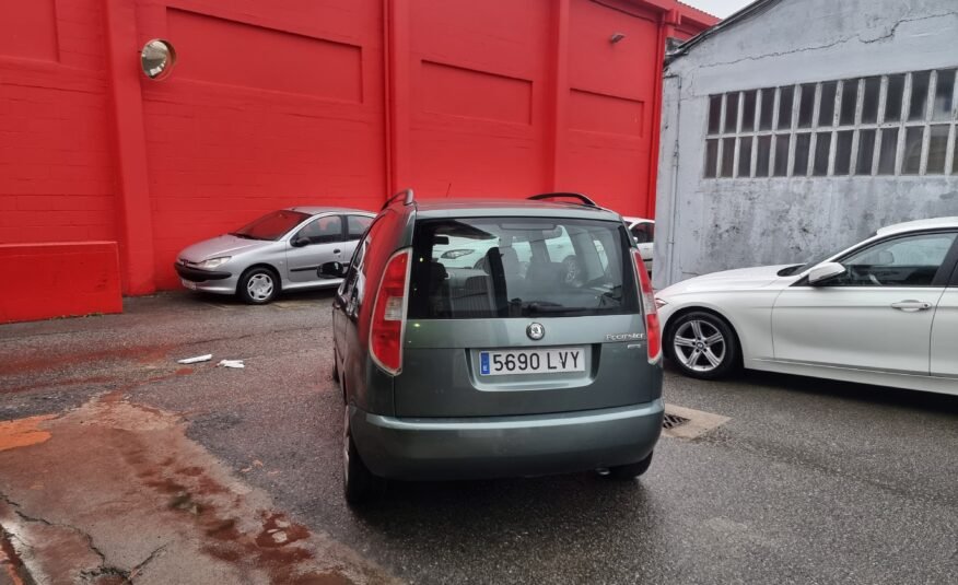 SKODA Roomster 1.2 i