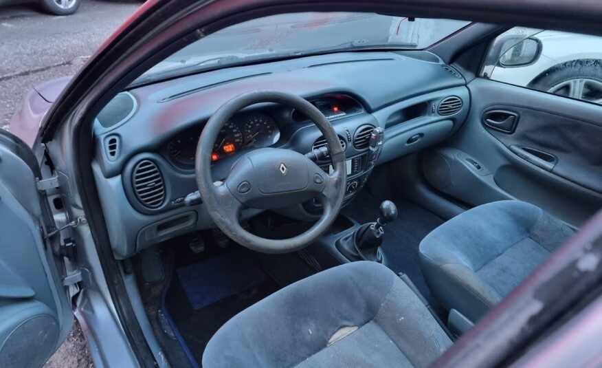 RENAULT Megane 1.9 D