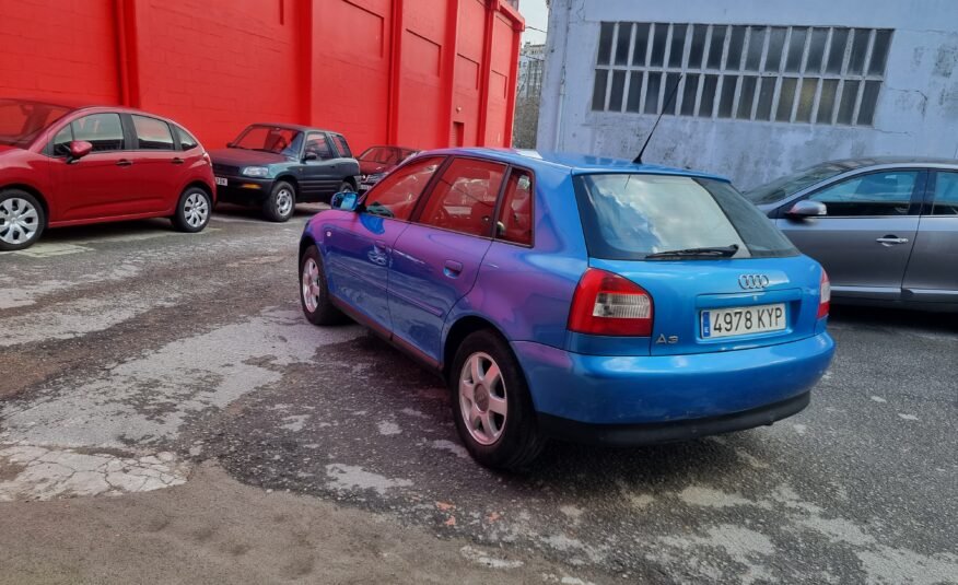 AUDI A3 sporback 1.6 i