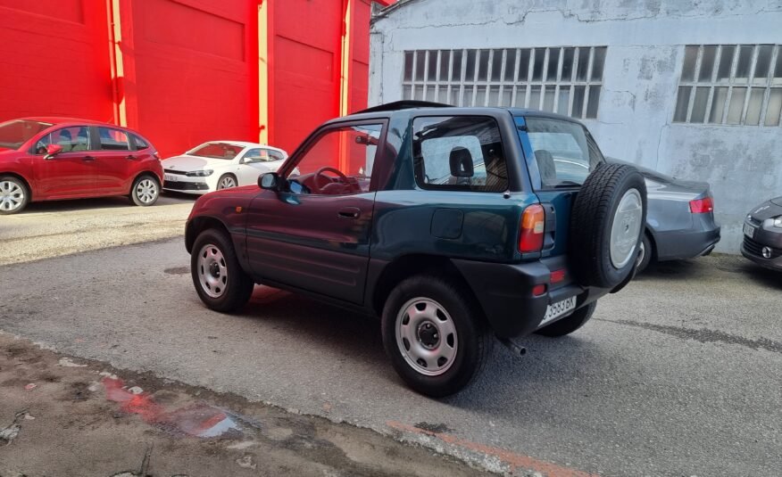 TOYOTA RAV4 2.0I