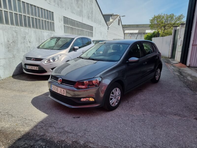 VOLKSWAGEN Polo 1.4 tdi REFERENT