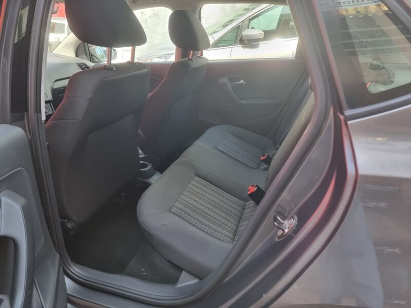 VOLKSWAGEN Polo 1.4 tdi REFERENT