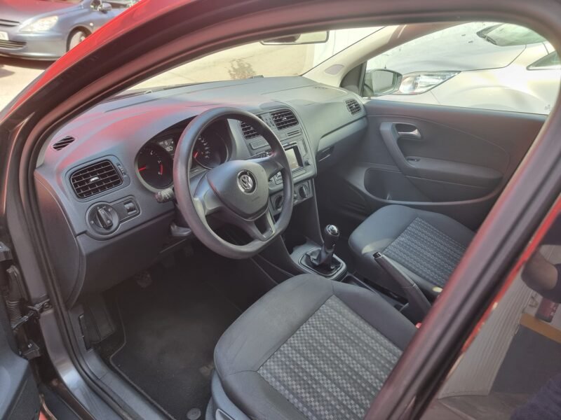 VOLKSWAGEN Polo 1.4 tdi REFERENT