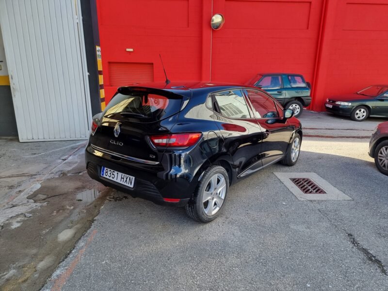 RENAULT Clio