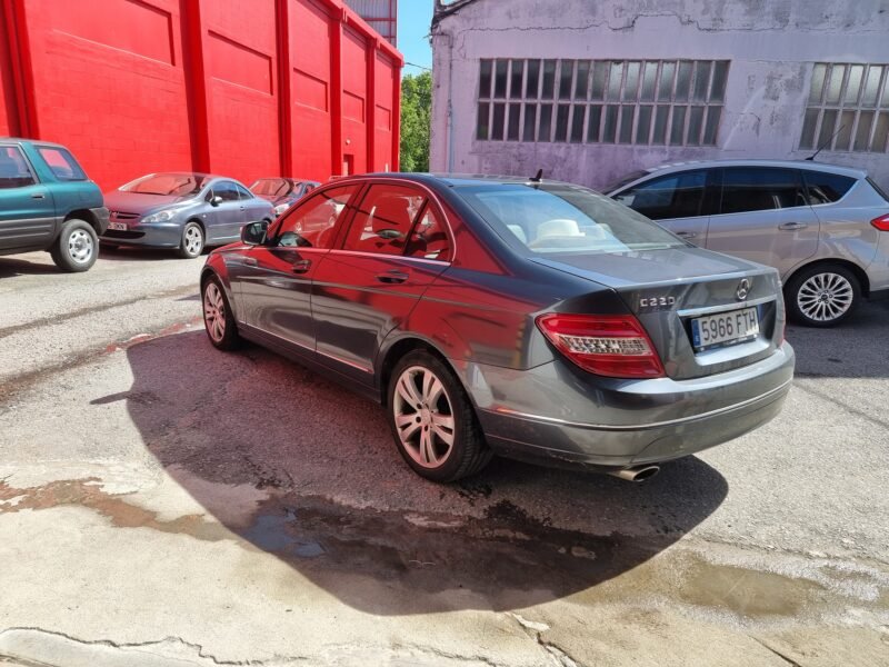 MERCEDES-BENZ Clase C 220 CDI -AVANTGARDE