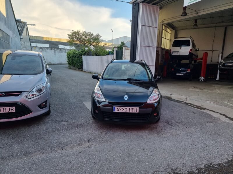 RENAULT Clio 1.5 dci