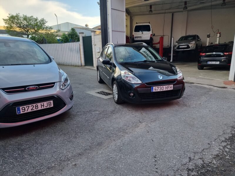 RENAULT Clio 1.5 dci