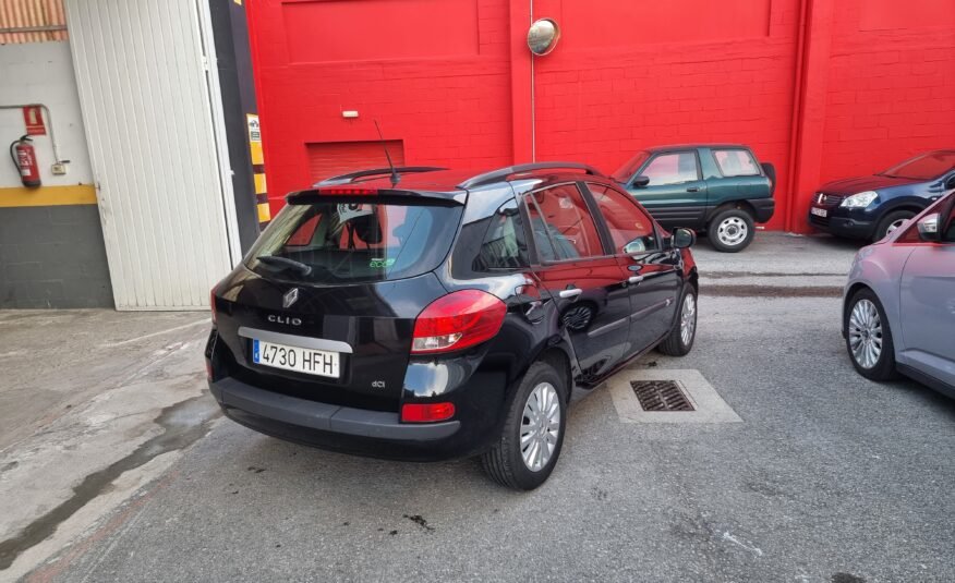 RENAULT Clio 1.5 dci