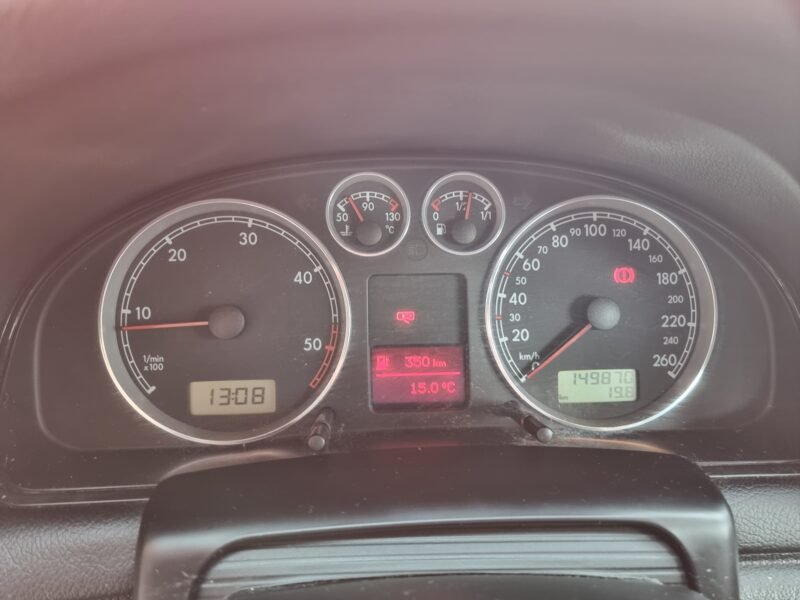 VOLKSWAGEN Passat 1.9 TDi 115CV Reference 5p.