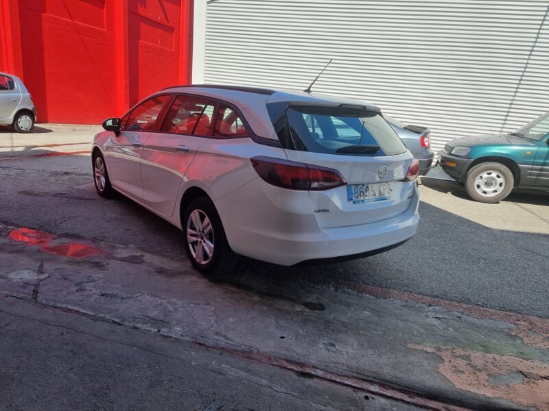 OPEL Astra 1.6 Cdti