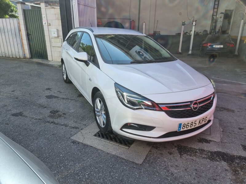 OPEL Astra 1.6 Cdti