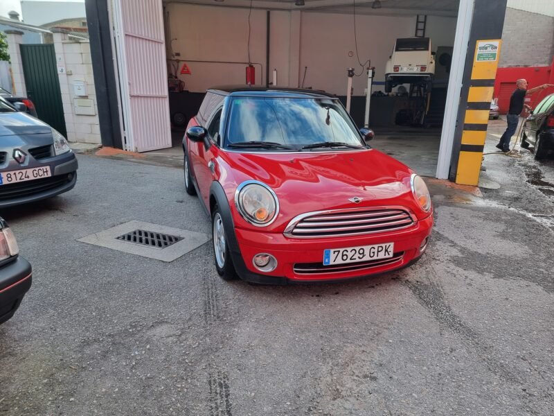 MINI Cooper 1.4i