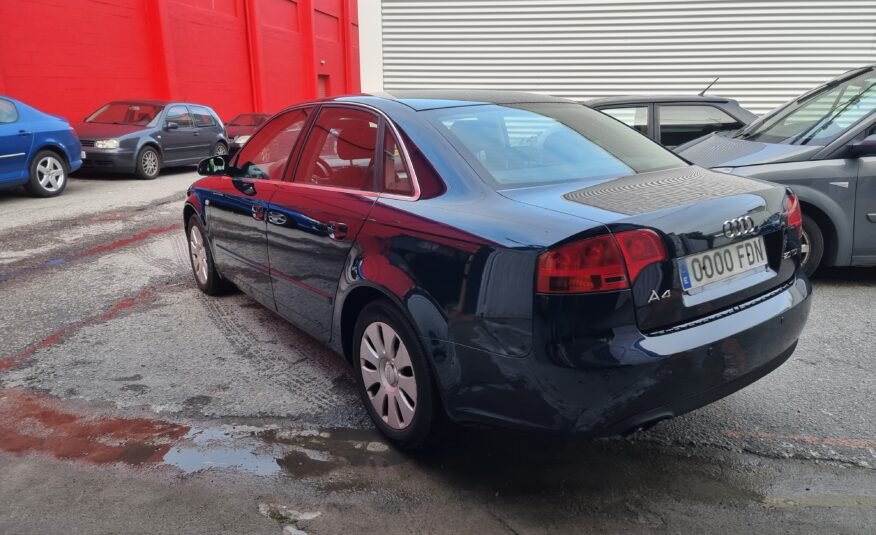 AUDI A4 2.0 Tdi 140cv DSG CON LEVAS