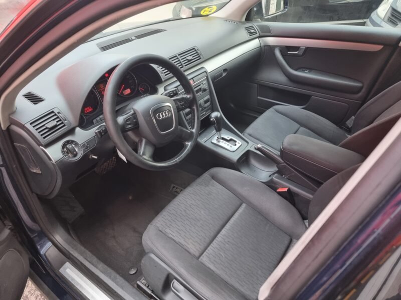 AUDI A4 2.0 Tdi 140cv DSG CON LEVAS