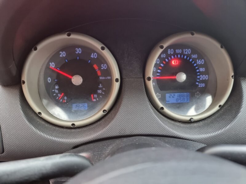 VOLKSWAGEN Polo 1.4 tdi REFERENT