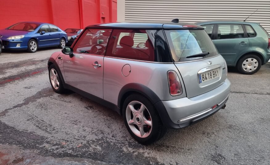 MINI Cooper 1.4i