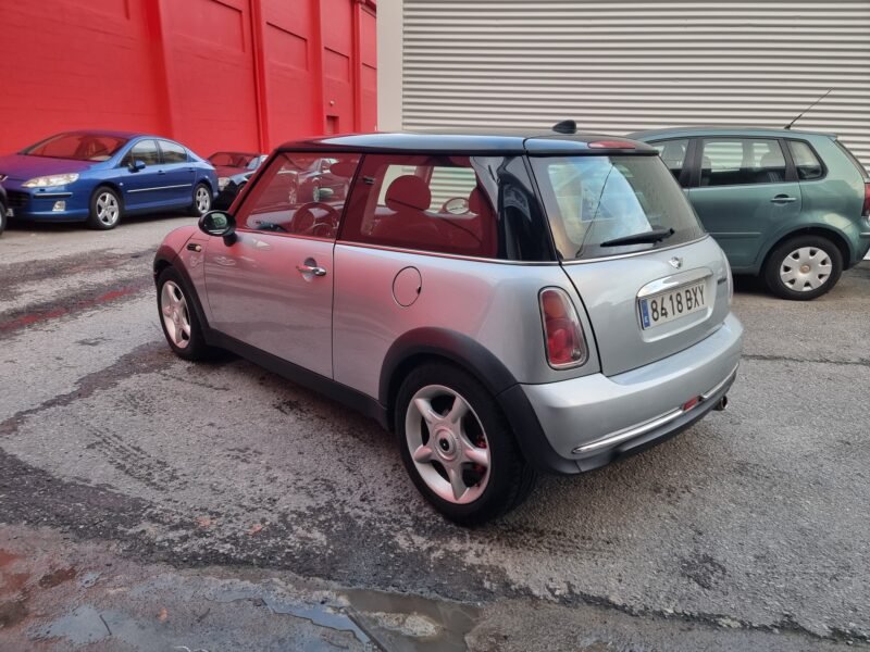 MINI Cooper 1.4i