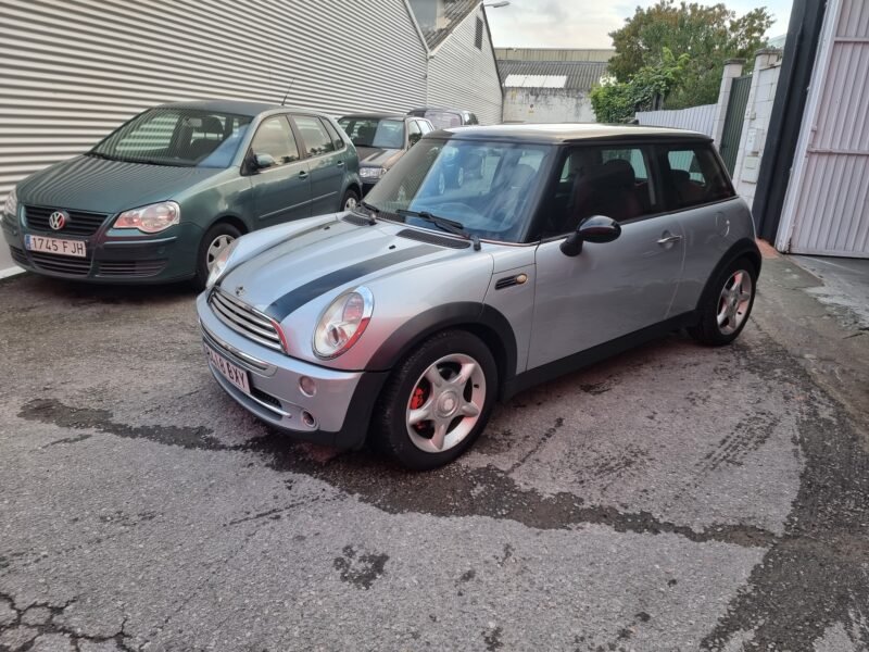 MINI Cooper 1.4i