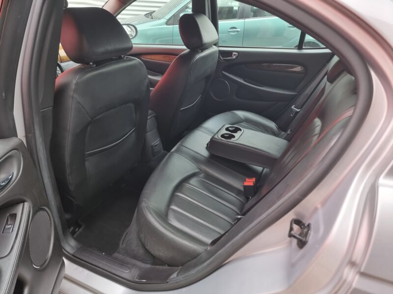 JAGUAR X-tipe 2.2D executive