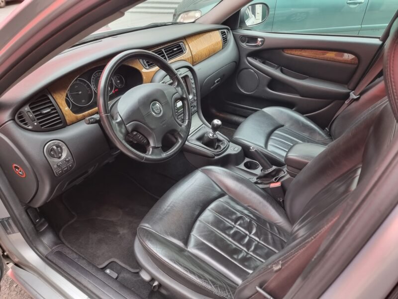 JAGUAR X-tipe 2.2D executive