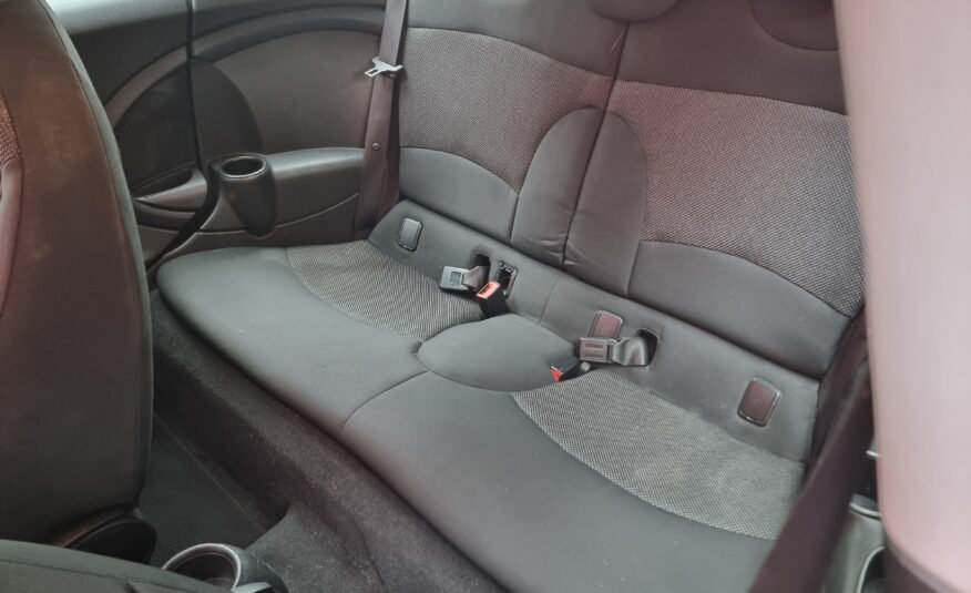 MINI Cooper 1.4i
