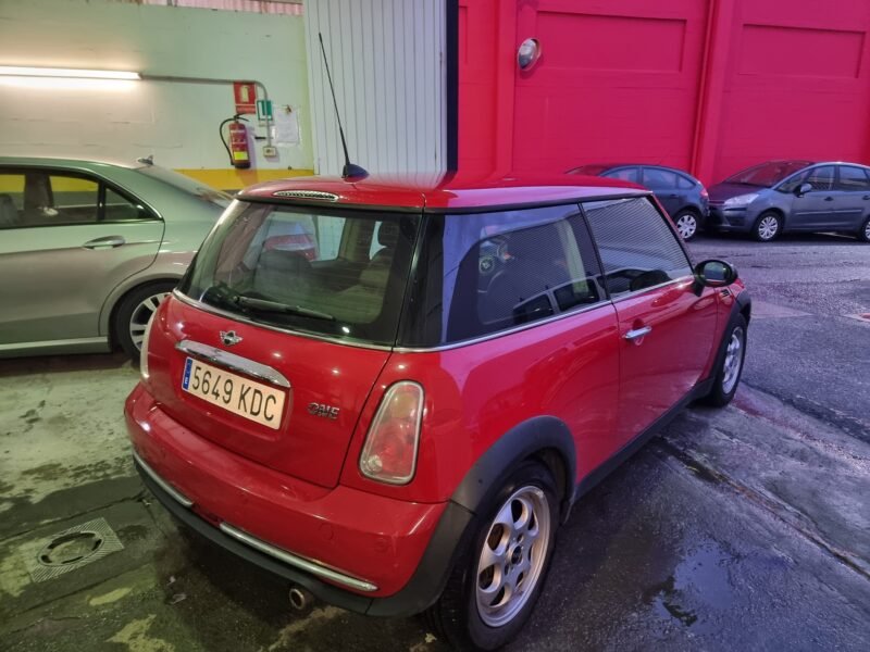 MINI Cooper 1.4i