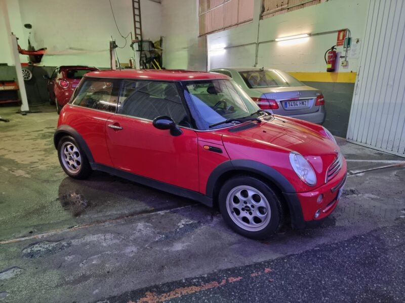 MINI Cooper 1.4i