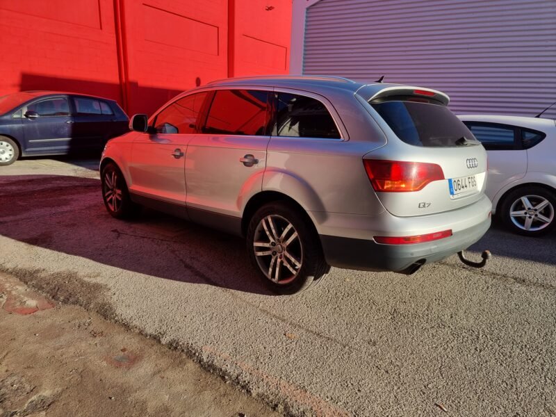 AUDI Q7 3.0 tdi quattro