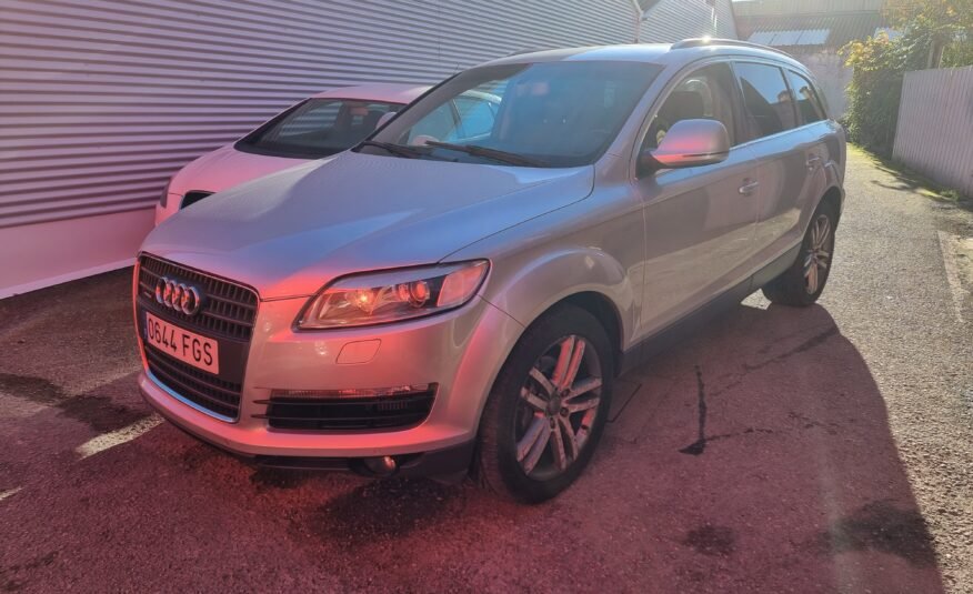 AUDI Q7 3.0 tdi quattro