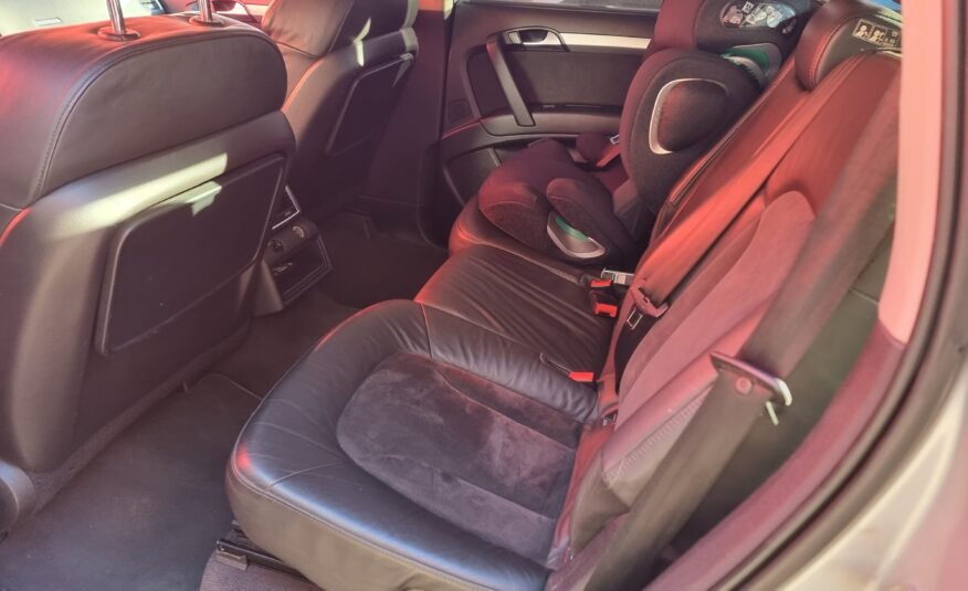 AUDI Q7 3.0 tdi quattro