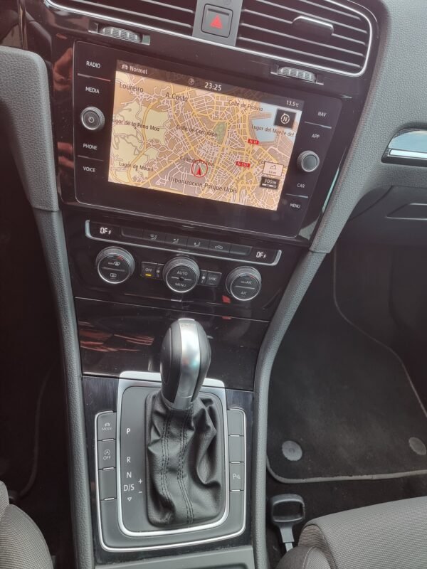 VOLKSWAGEN Golf 2.0tdi 150cv sport edición