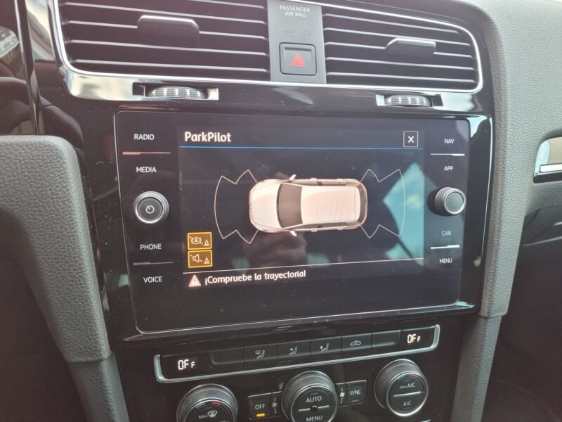 VOLKSWAGEN Golf 2.0tdi 150cv sport edición