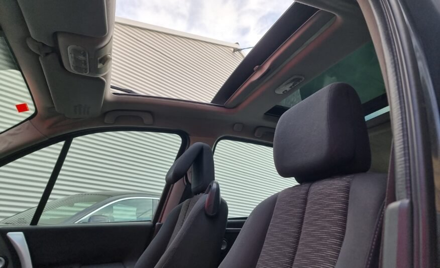 RENAULT Scenic 1.9 dci