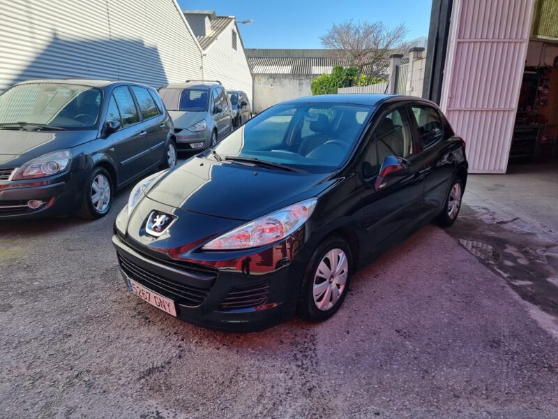 PEUGEOT 207 1.4 HDi Cool 5p.