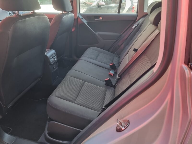 VOLKSWAGEN Tiguan 2.0tdi advance-bluemotion