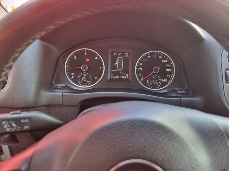 VOLKSWAGEN Tiguan 2.0tdi advance-bluemotion