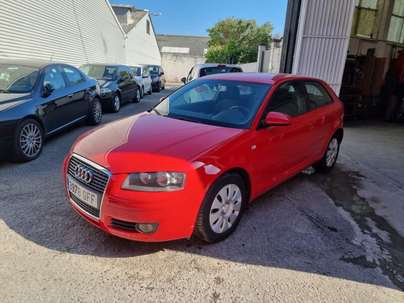 AUDI A3 1.6 i