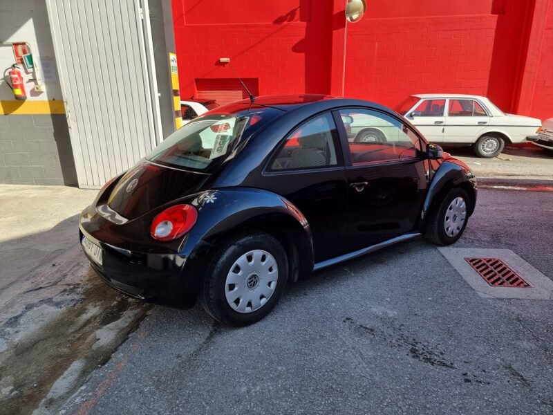 VOLKSWAGEN New beatel 1.6 105cv