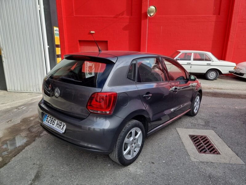 VOLKSWAGEN Polo 1.0 compectline