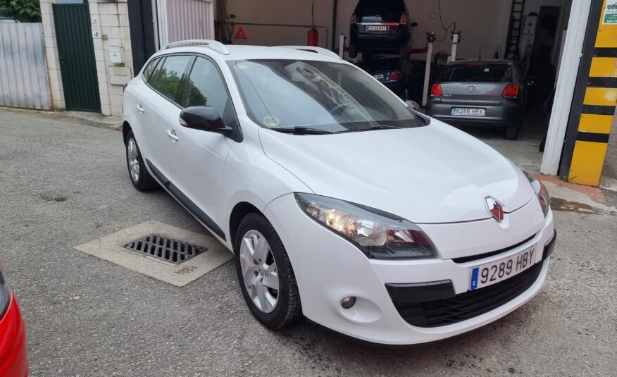 RENAULT Megane -grand tour 1.5 dci