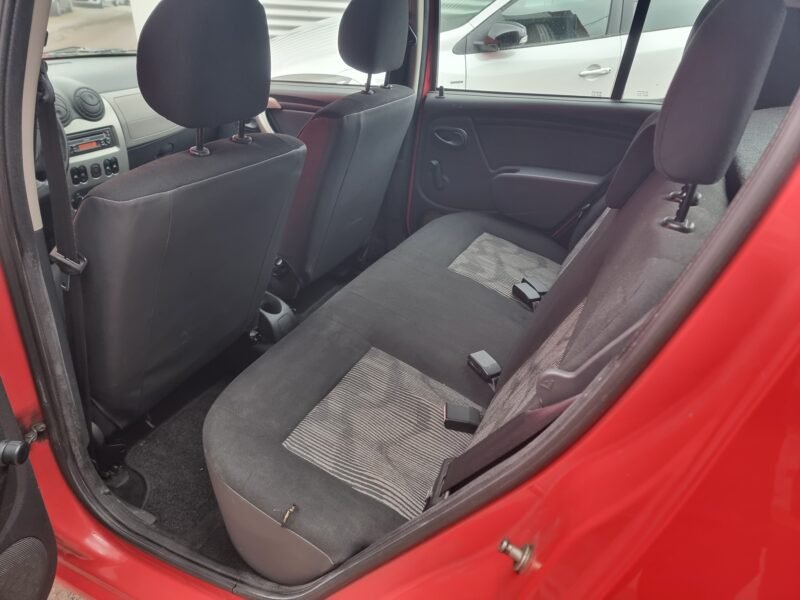 Dacia Sandero 1.2i