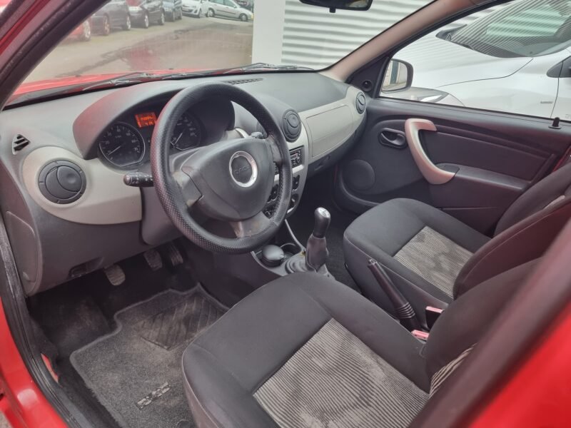 Dacia Sandero 1.2i