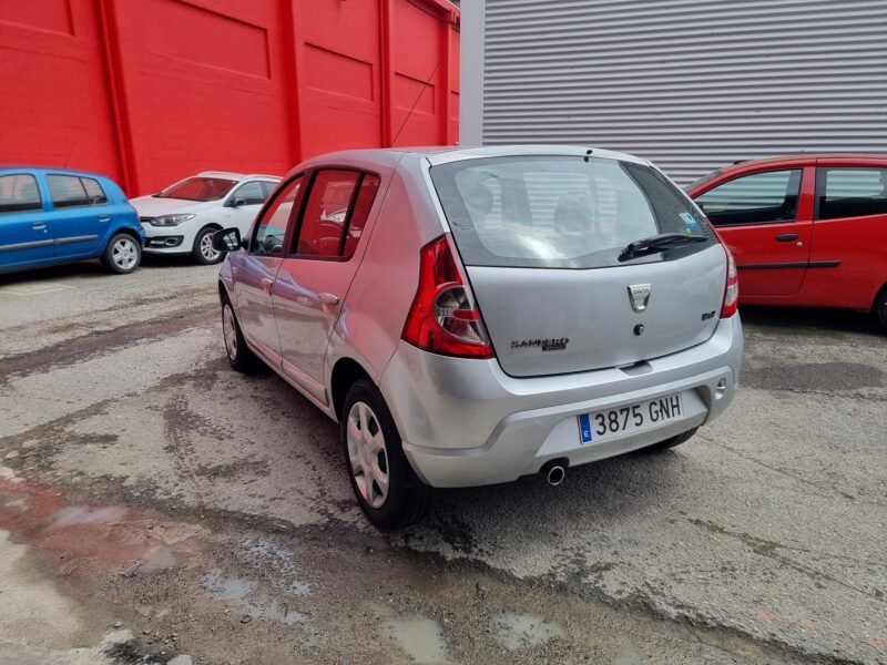 Dacia Sandero 1.2i