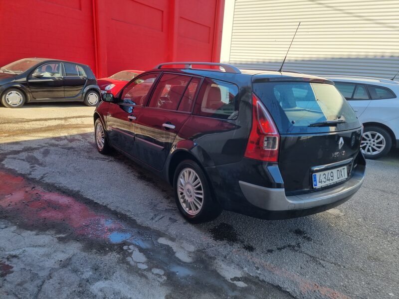 RENAULT Megane -grand tour 1.5 dci